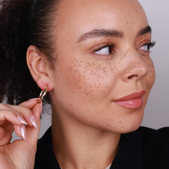 Essential Huggie Hoops